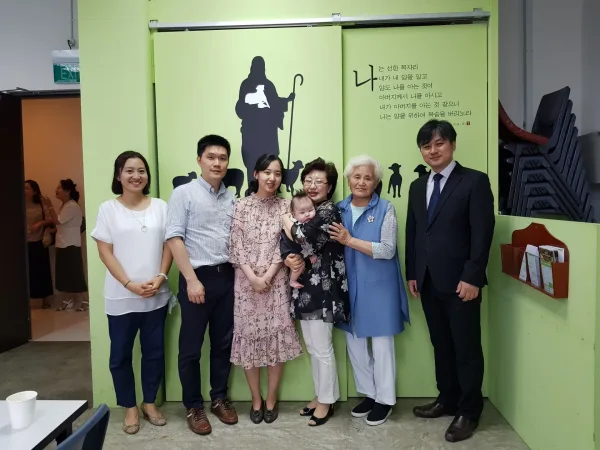 이지온 아기를 축복합니다.